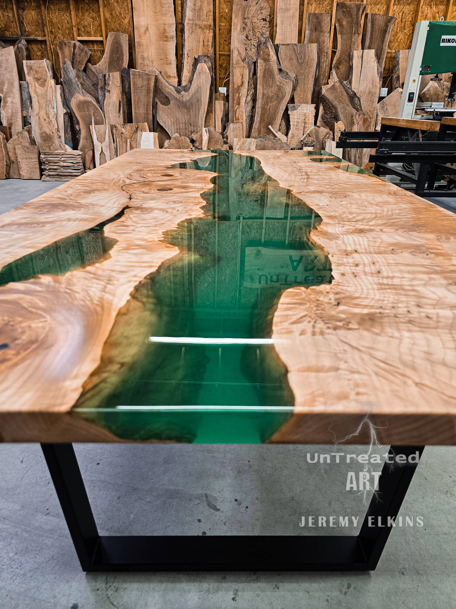 Cicret Bracelet Turns Your Wrist into a Touchscreen by, image size:1500x2000